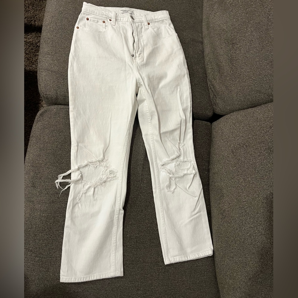 Abercrombie and Finch wide leg jeans